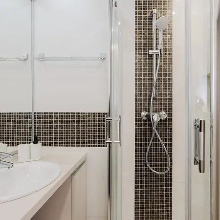 Apartment 11