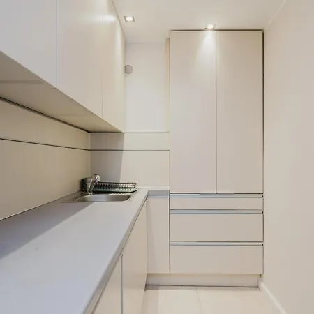 11 Apartment